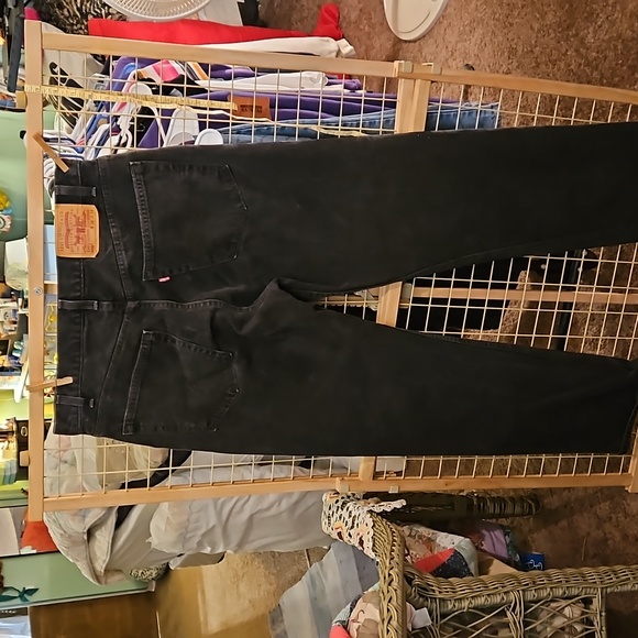 From Wendy's closet men's Levi's 505 W38×L34 color is black - Picture 6 of 12